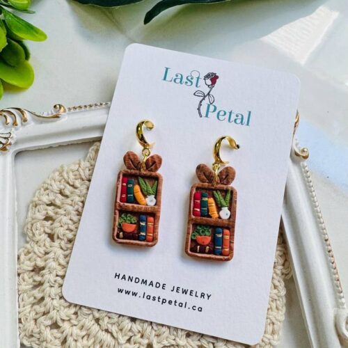 Christmas Gift Box Bookshelf Earrings