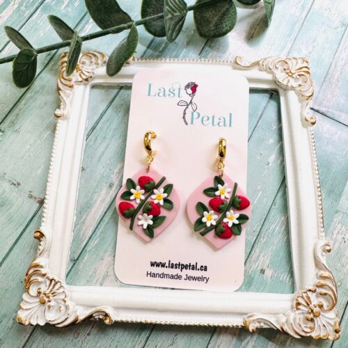Strawberry Dangles Strawberry Earrings